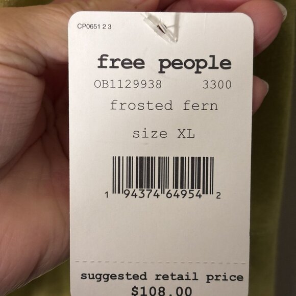 Free People Get Away With Me Tunic in Frosted Fern V-Neck Short Sleeve - XL - Picture 12 of 14